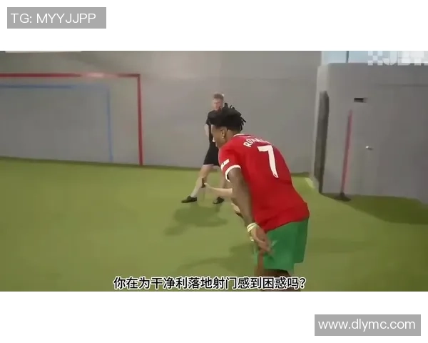 慢动作足球过人技巧解析让你轻松掌握精彩过人动作的秘诀 慢动作足球过人技巧解析让你轻松掌握精彩过人动作的秘诀