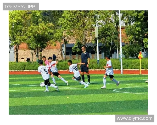 推动全民参与助力足球事业蓬勃发展共创美好未来